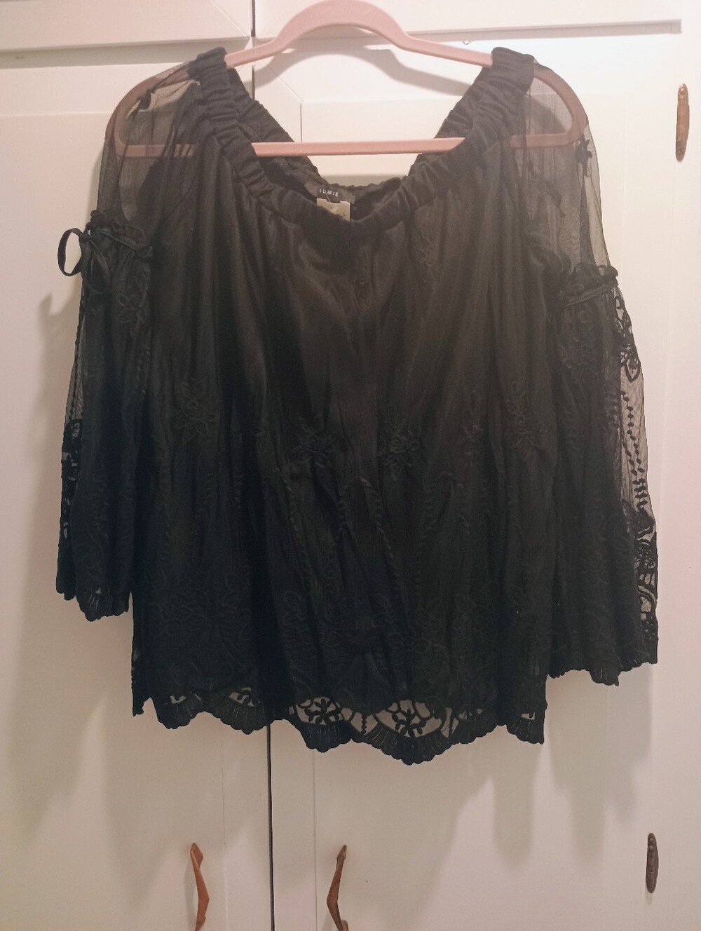 Black Lace Off-Shoulder Women's Top NWT